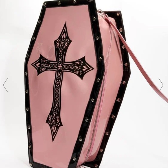 Widow Bewitched Dead Weight Coffin Weekender - Picture 3 of 5